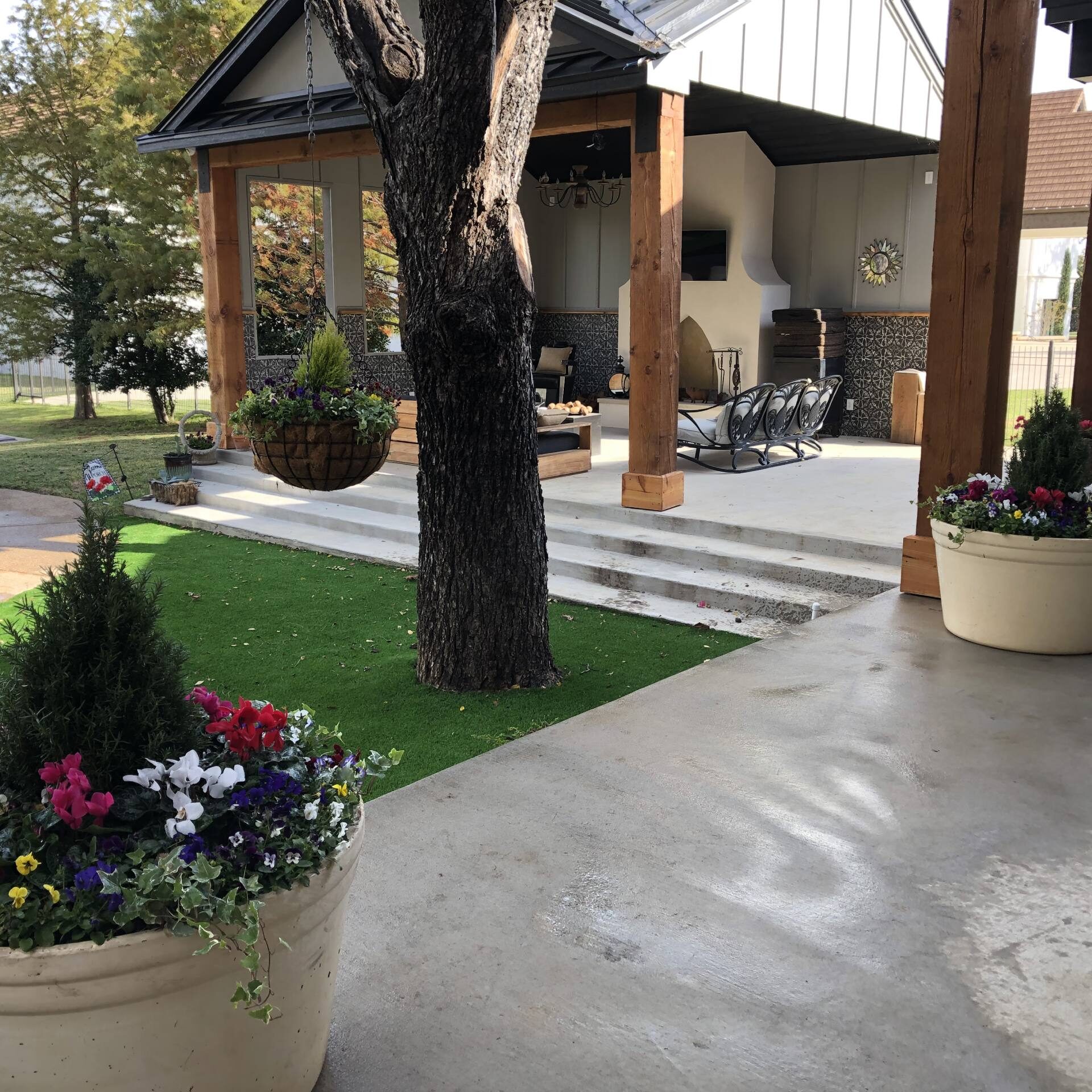 Outdoor Living, Fireplace, Color Pots, Artificial Turf